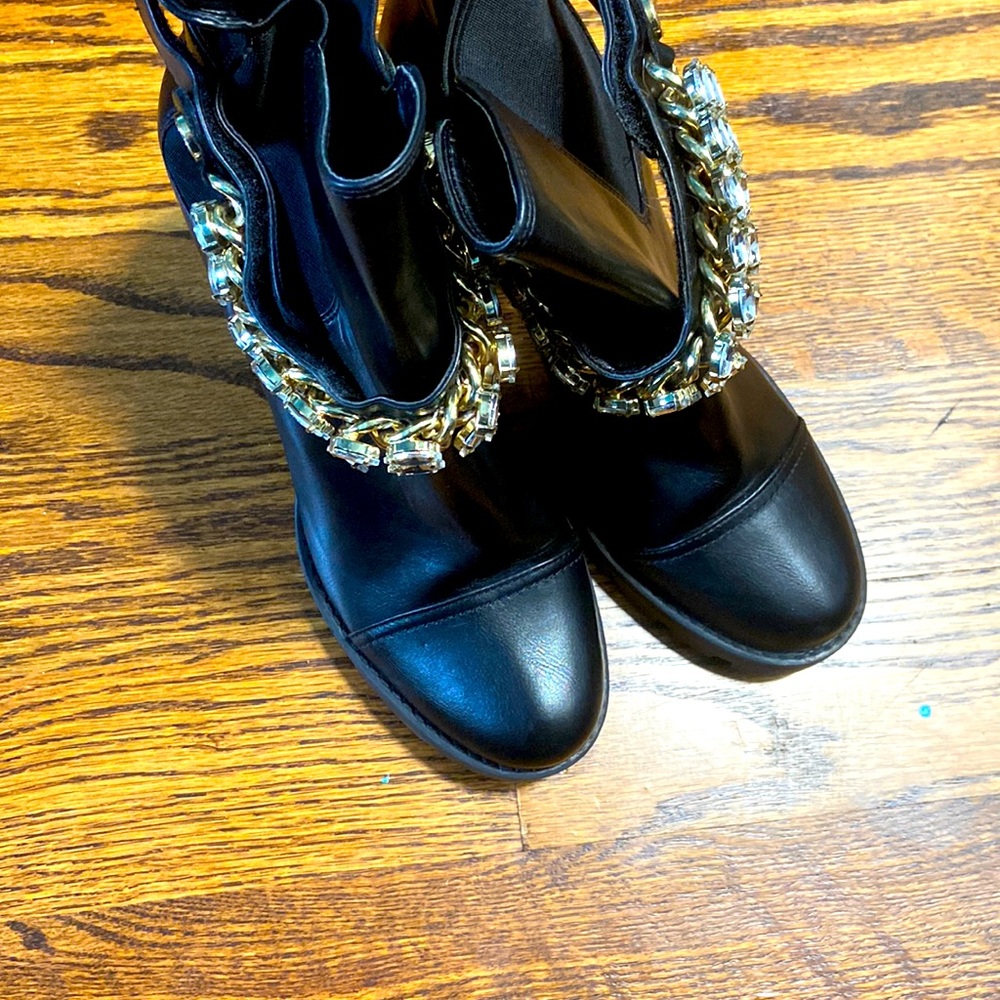 Good condition never worn